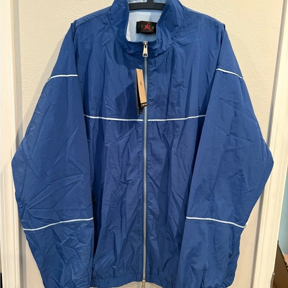 Nike Air Jordan Essentials Windbreaker Jacket Men’s Size XXL DV7624-485